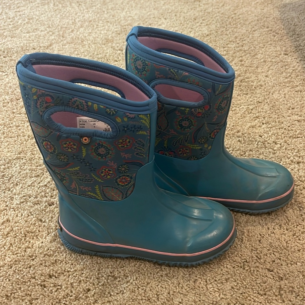 Bogs Classic Flower Print Waterproof Boots Kids 4